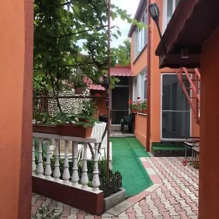 Konukevi Vila Dana Agigea