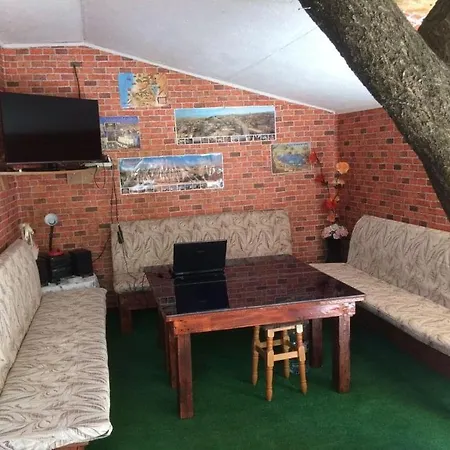 Konukevi Vila Dana *